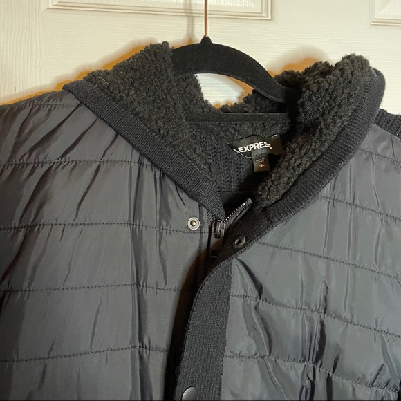 Express Sweater Hoodie - Picture 8 of 9